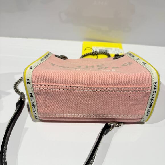 Marc Jacobs The Denim Chain Crossbody Tote Bag - Ribbon Pink 2F4HCR016H05 - Picture 4 of 6